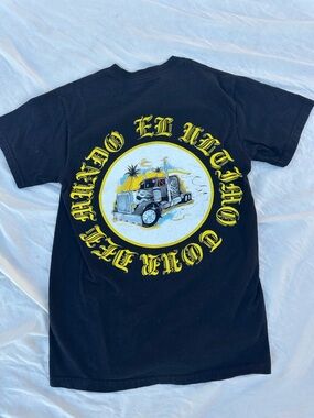 Bad Bunny El ultimo tour Del Mundo short sleeve tee